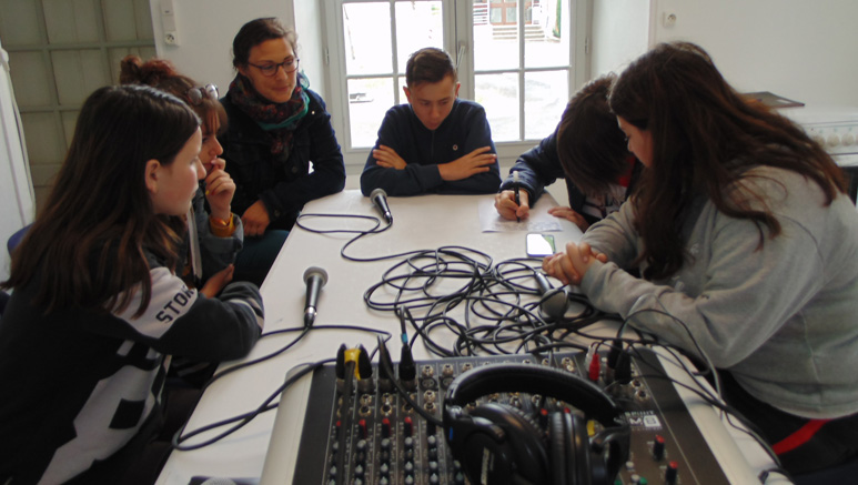 Plateau radio 10 ans junior association du bassin ludois
